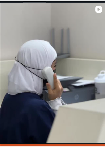 التواصل والحجز